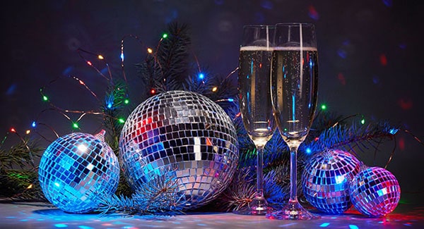 Ring in 2024 at one of these New Year�s events in Western North Carolina! 